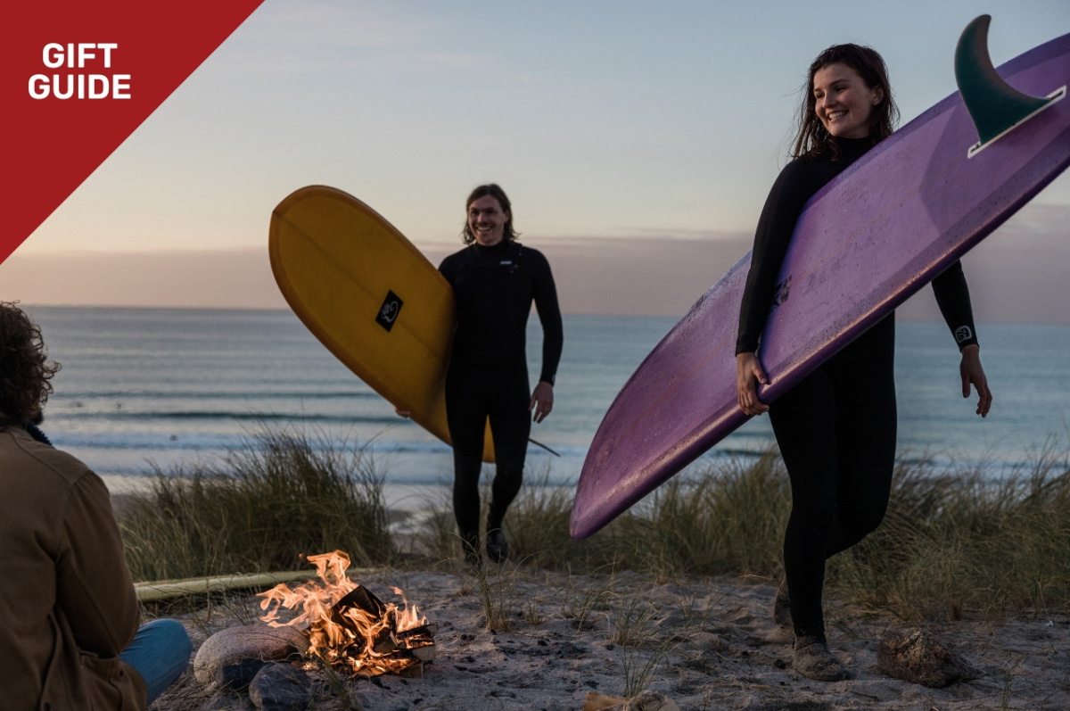 Nyord kerstcadeaugids met wetsuits, omkleedjassen en accessoires voor koud water