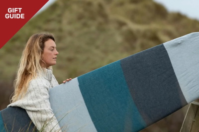 Northcore cadeaugids voor surfers - omkleedjas, boardbag en KeyPod