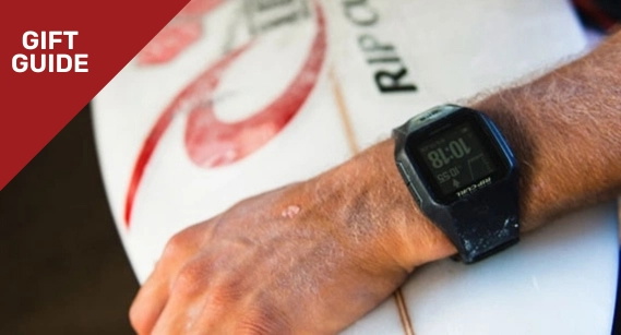 Rip Curl Search GPS 2 surfhorloge in legergroen, een tech-cadeautip voor surfers